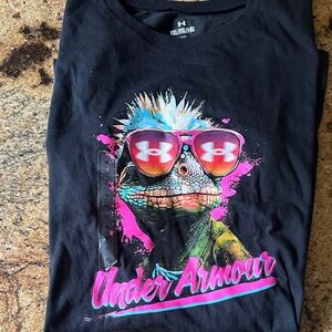 Under Armour YXL Black Tee with Neon Lizard Graphic